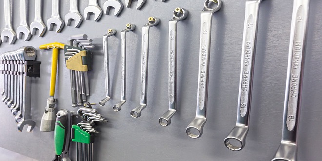 How to decide between open or ring spanner sets